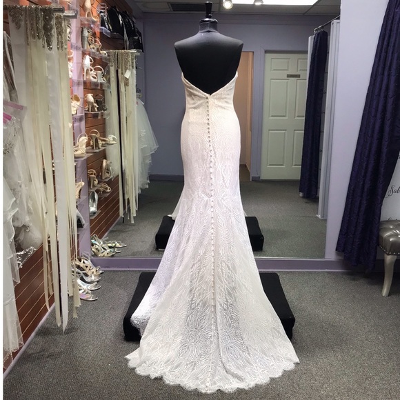 Lia Mia - Style A455 - Size 8 - Ivory/Nude - Picture 2 of 4